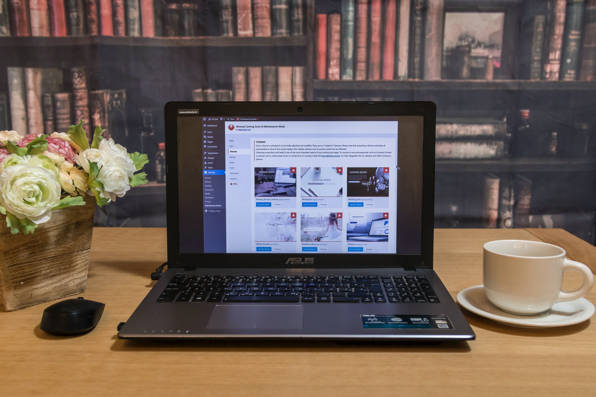 Laptop showing a WordPress screen, How Can I Make A Website